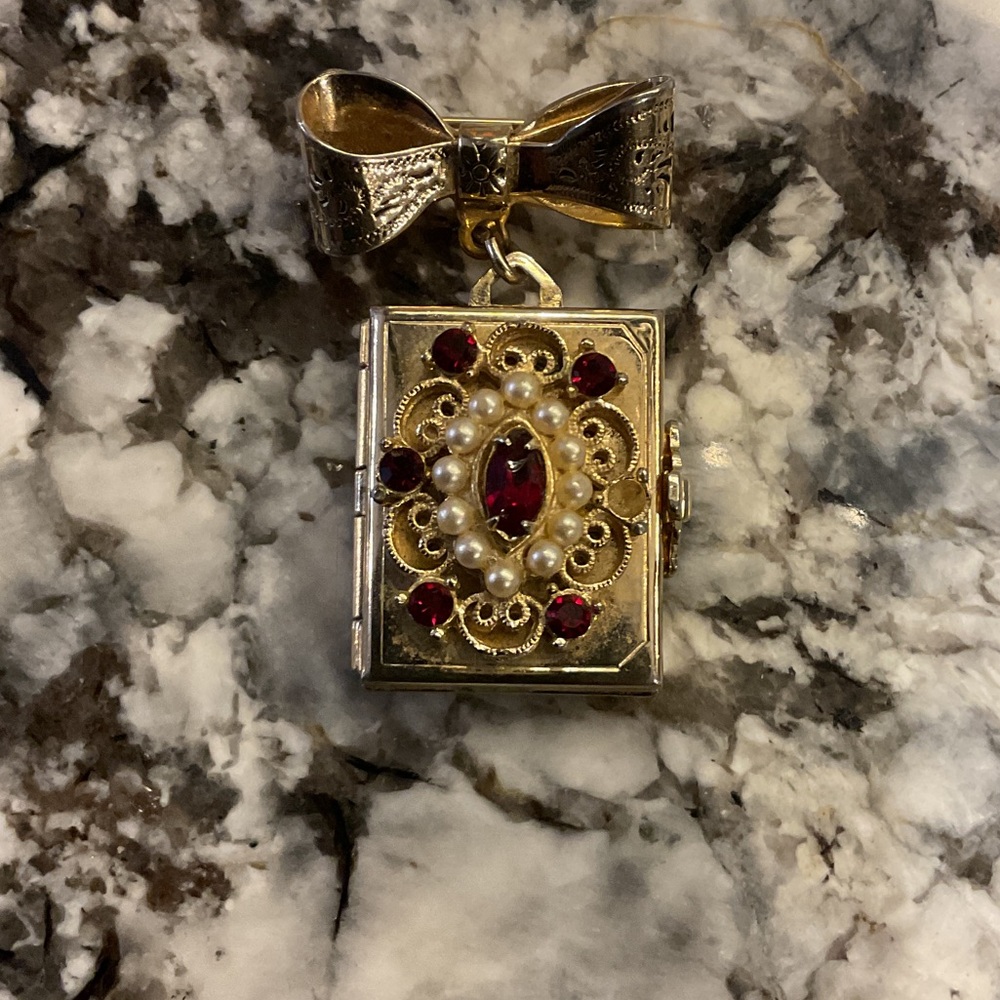 Coro Gold and Red Brooch with Pearl Accents